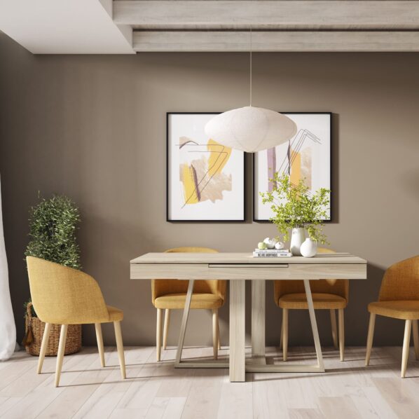 Mesa de comedor HORIZON con pie central CROSS y sillas mostaza.